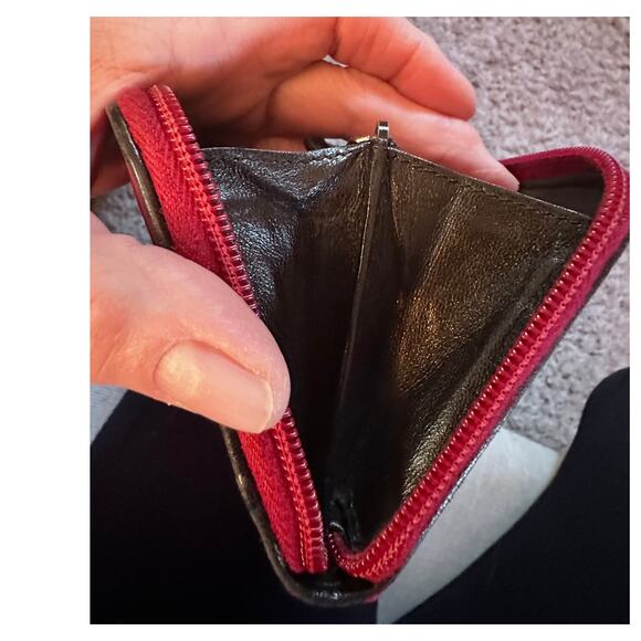 PRADA CHERRY TESSUTO + NAPPA CHERRY ZIP AROUND WALLET - Picture 6 of 10